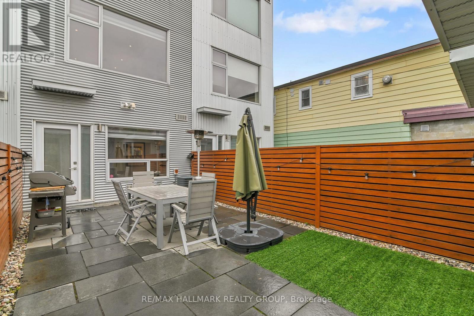 68g Stonehurst Avenue