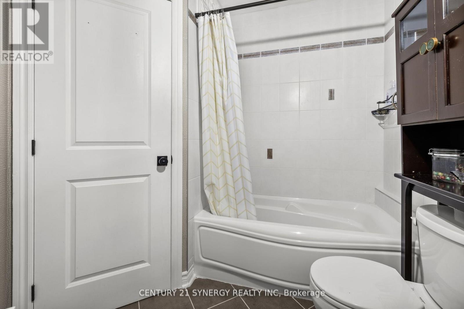 203 - 500 Claridge Drive