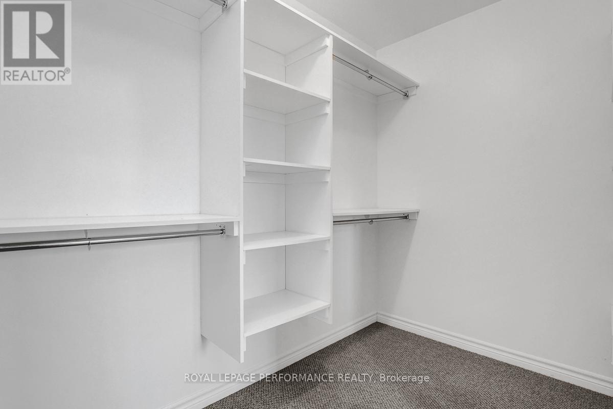 29 Meadowlark Street