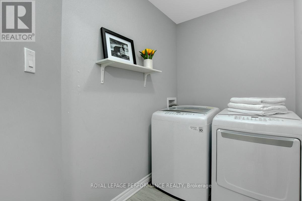 29 Meadowlark Street