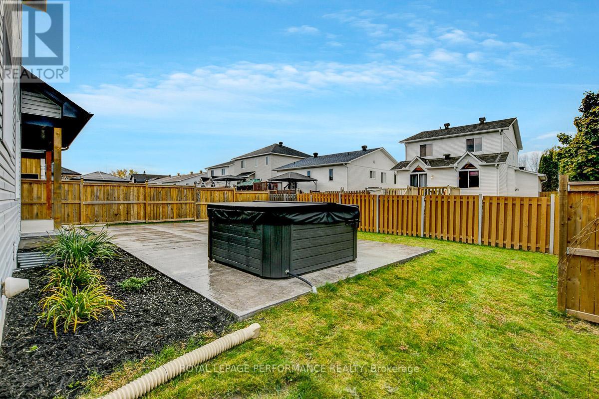 29 Meadowlark Street