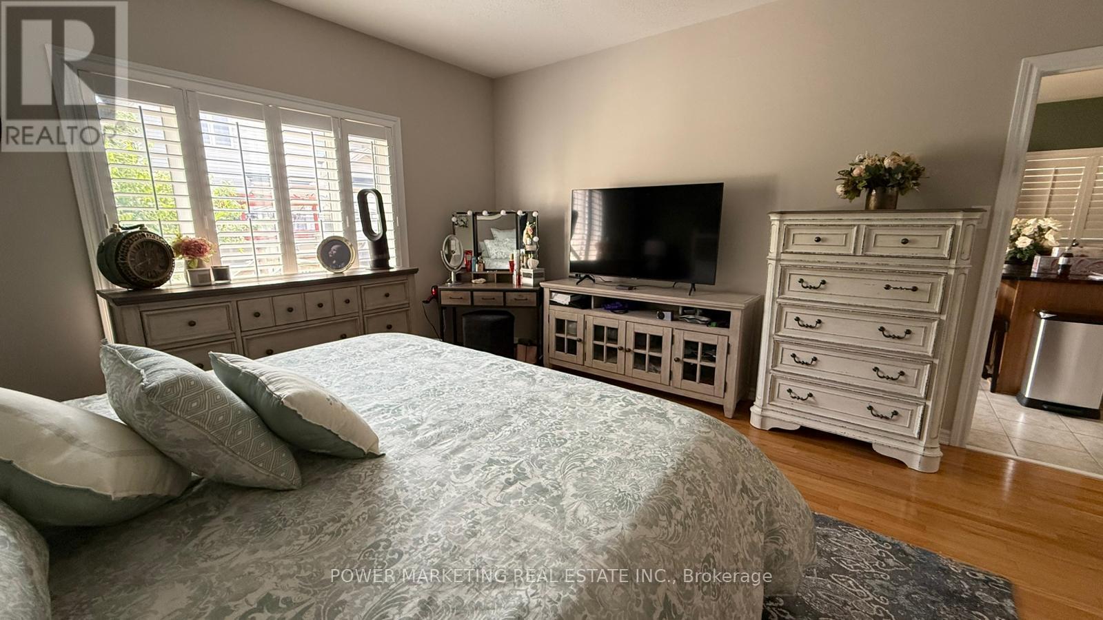 192 Felicity Crescent