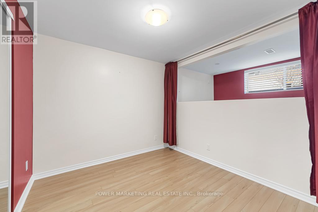 192 Felicity Crescent