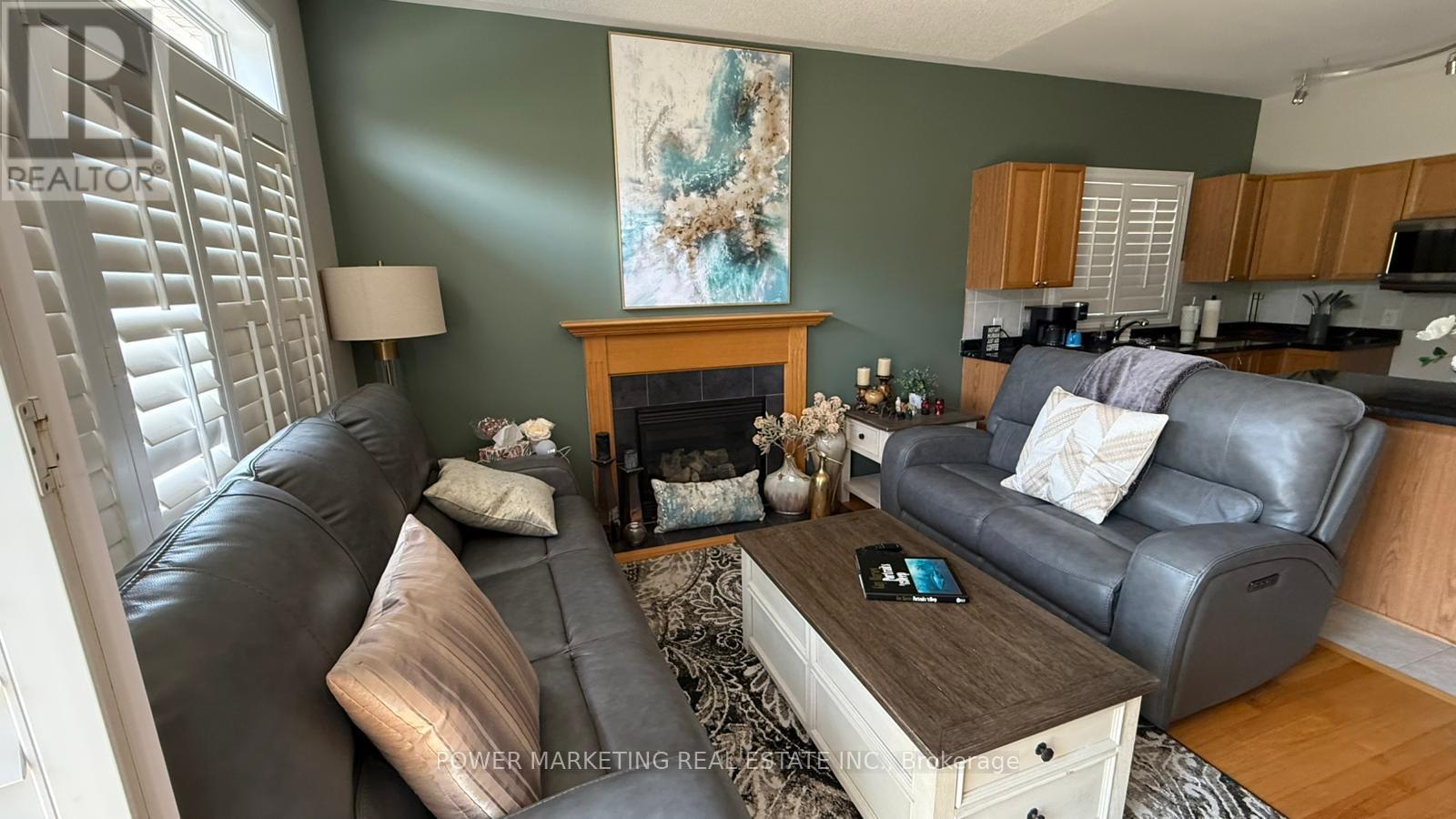 192 Felicity Crescent