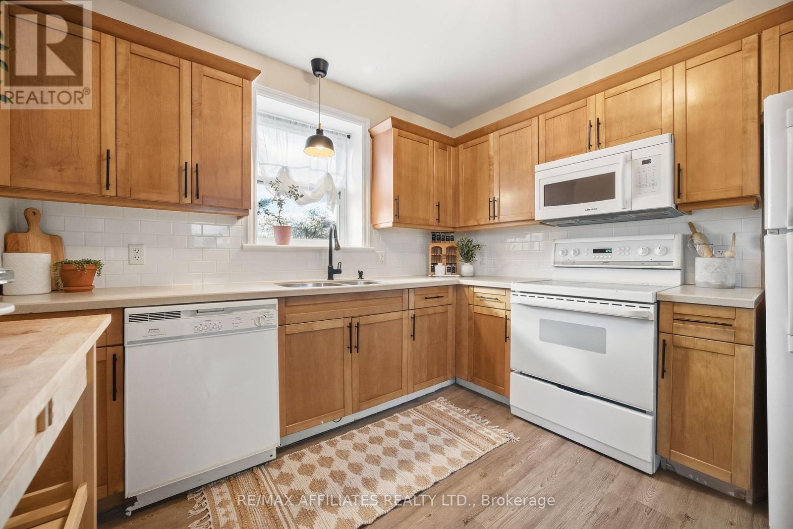 2397 Drummond Con 10a Road