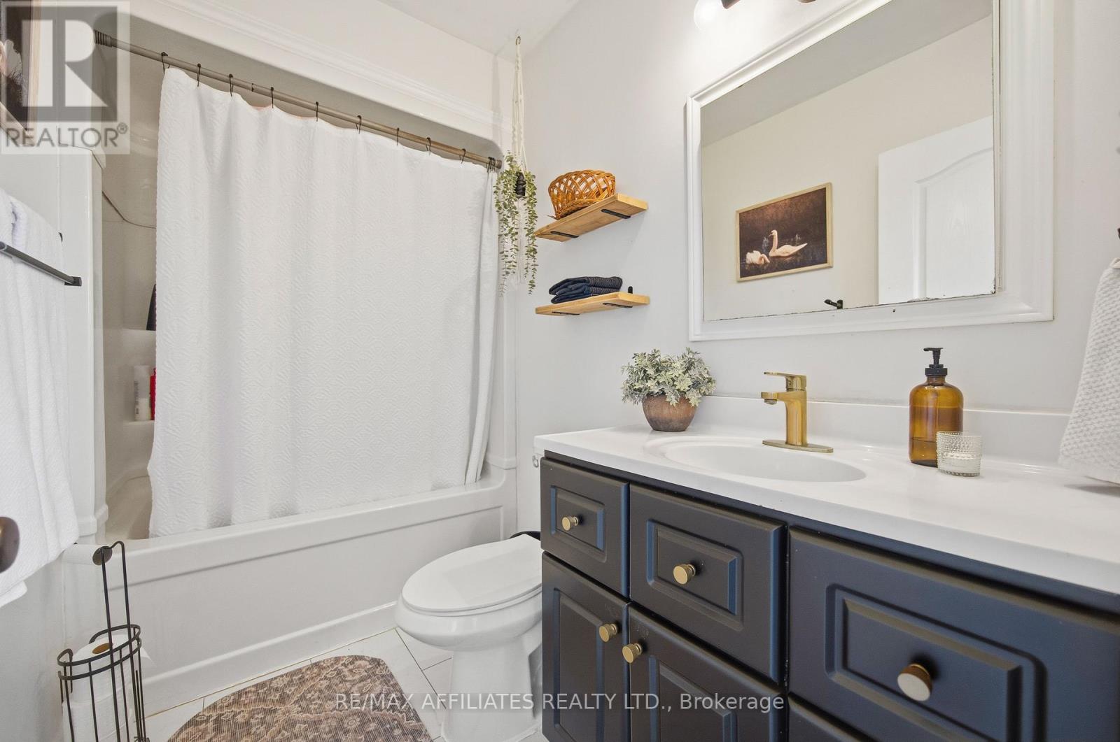 2397 Drummond Con 10a Road