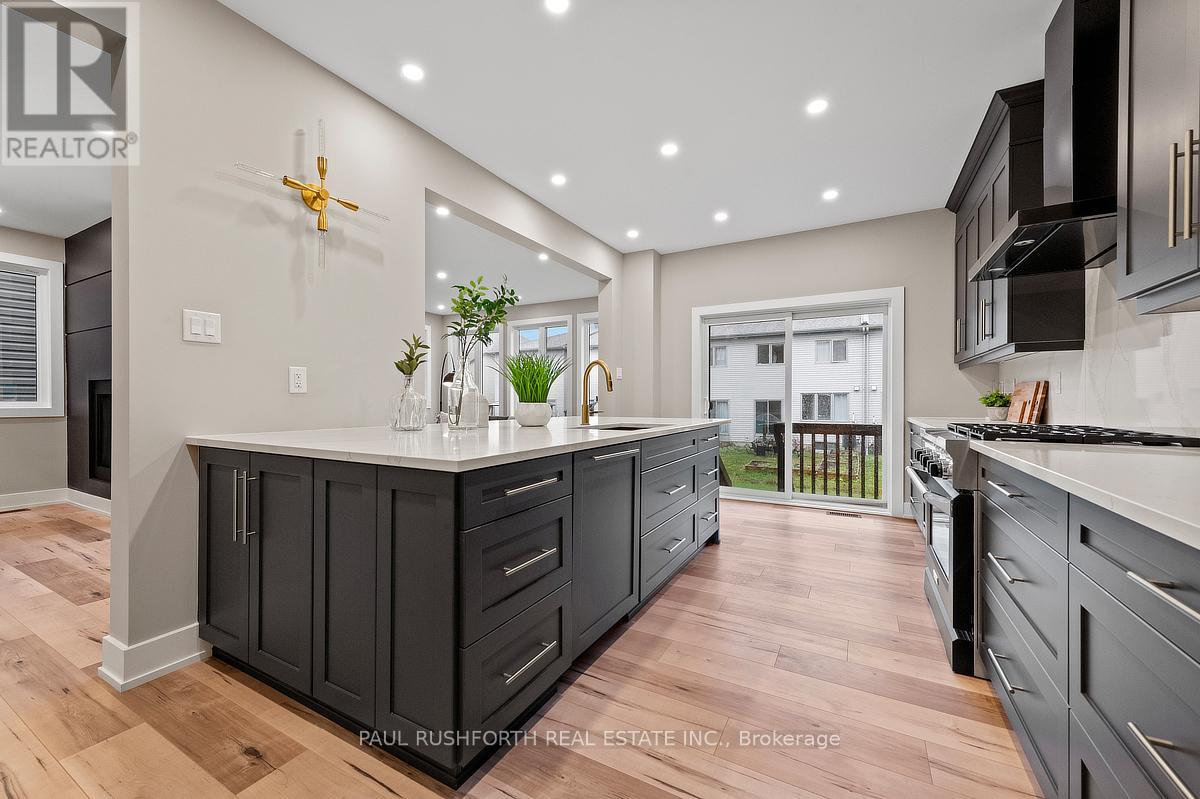 123 Chandelle Private