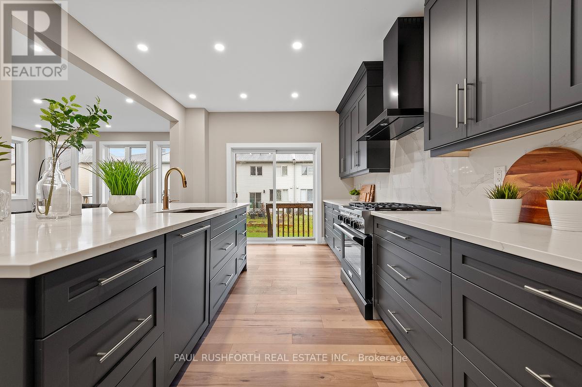 123 Chandelle Private