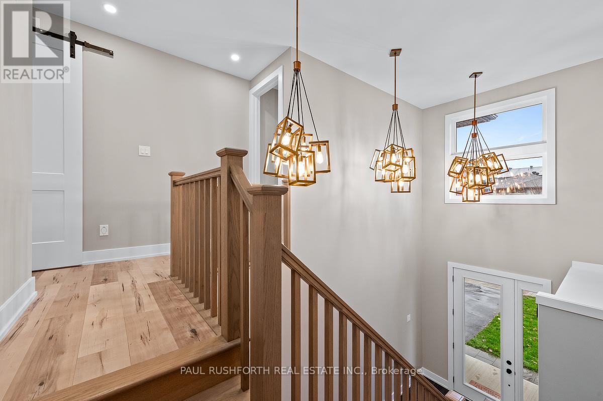 123 Chandelle Private