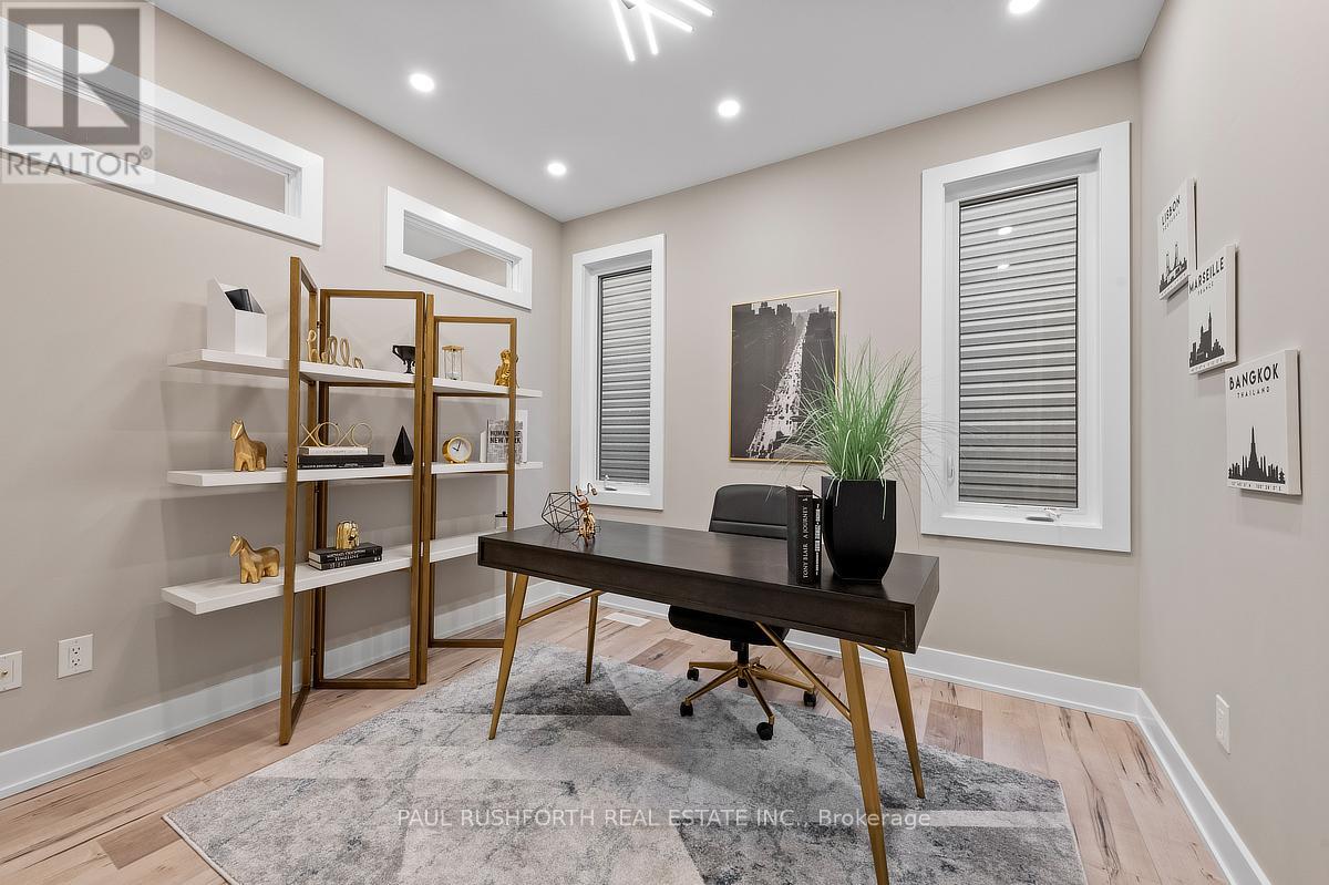 123 Chandelle Private