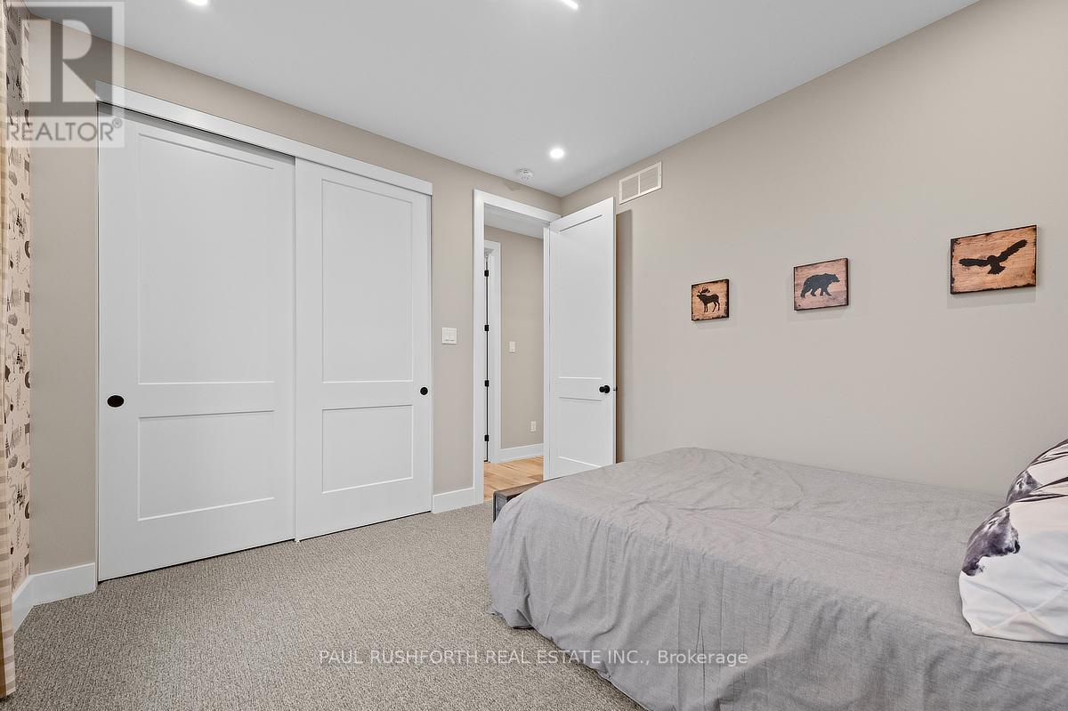 123 Chandelle Private