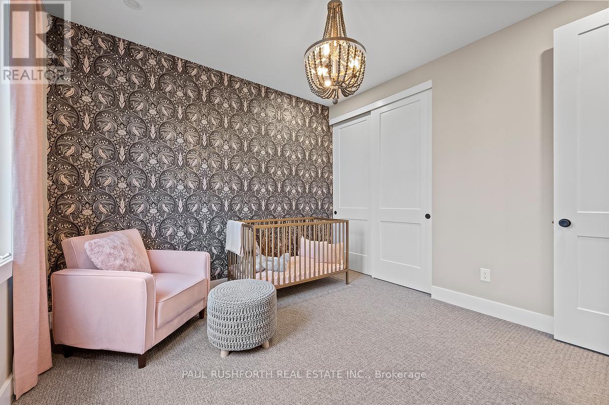 123 Chandelle Private