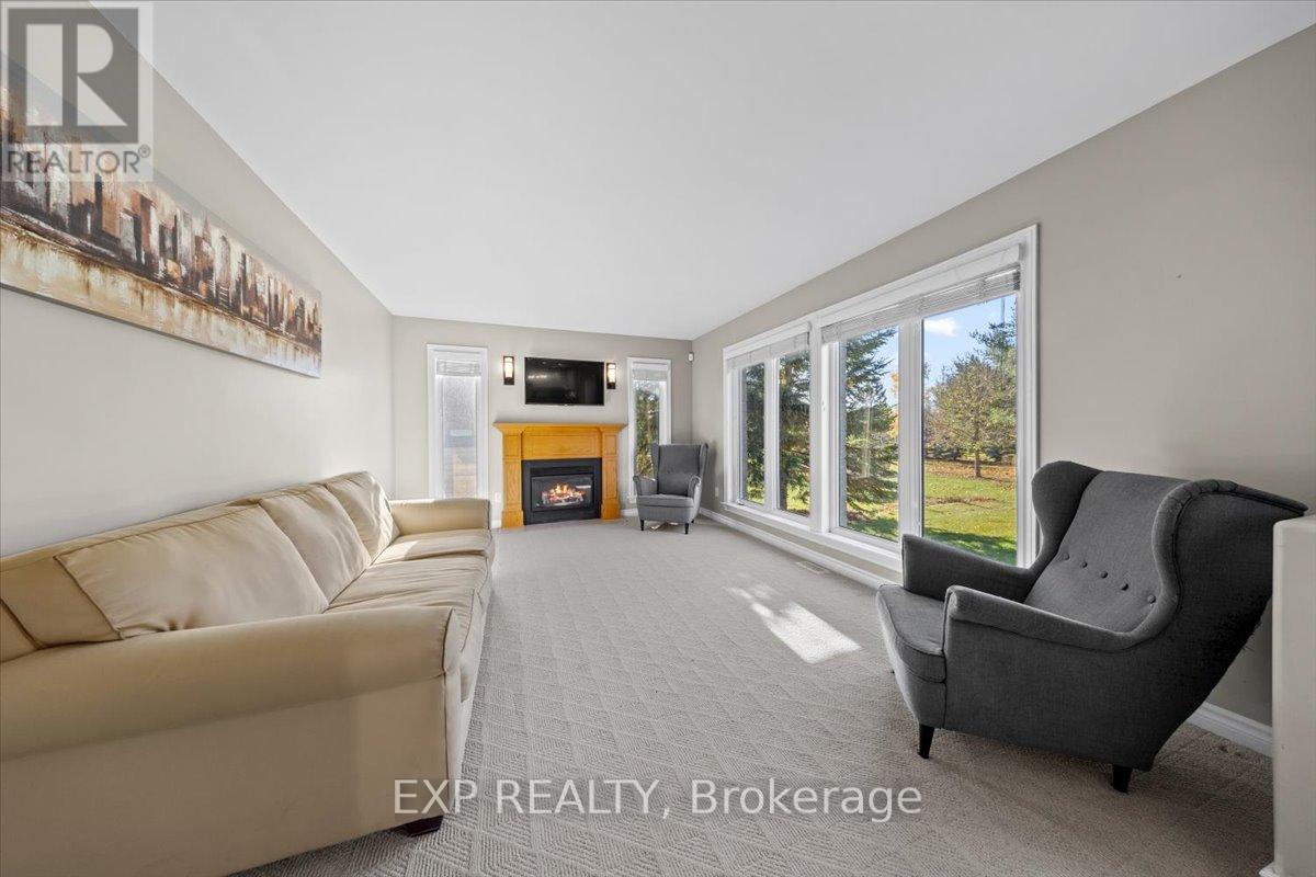 1346 Fox Valley Road