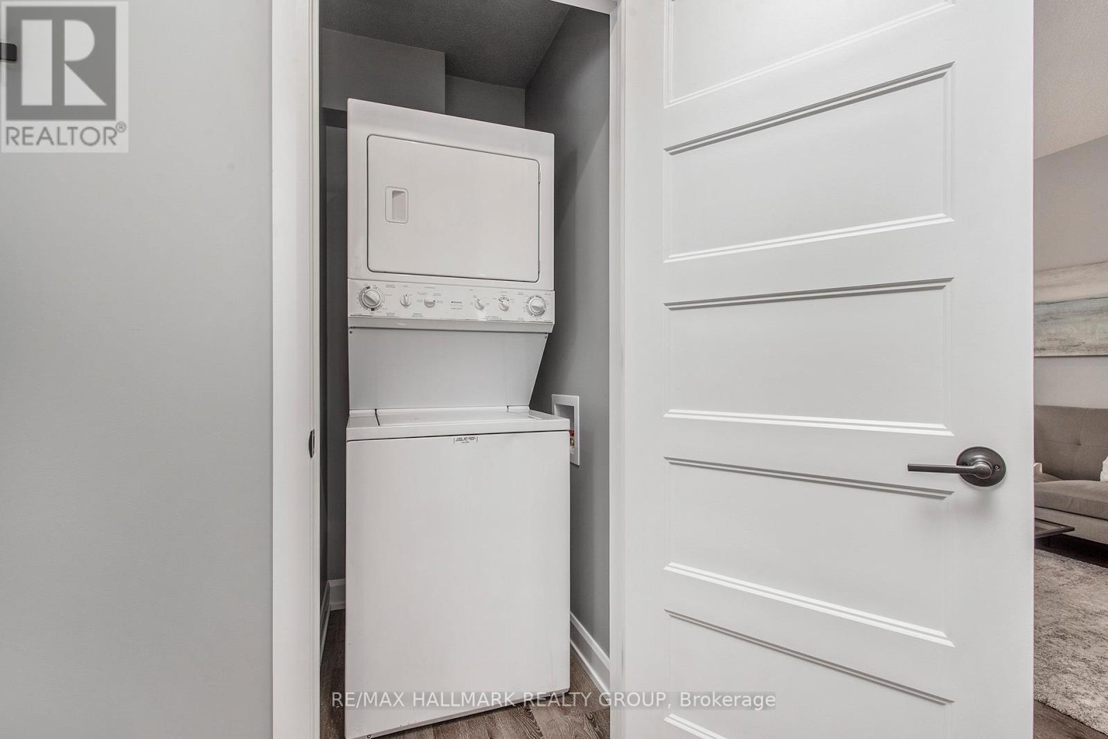 242 Castlefrank Road