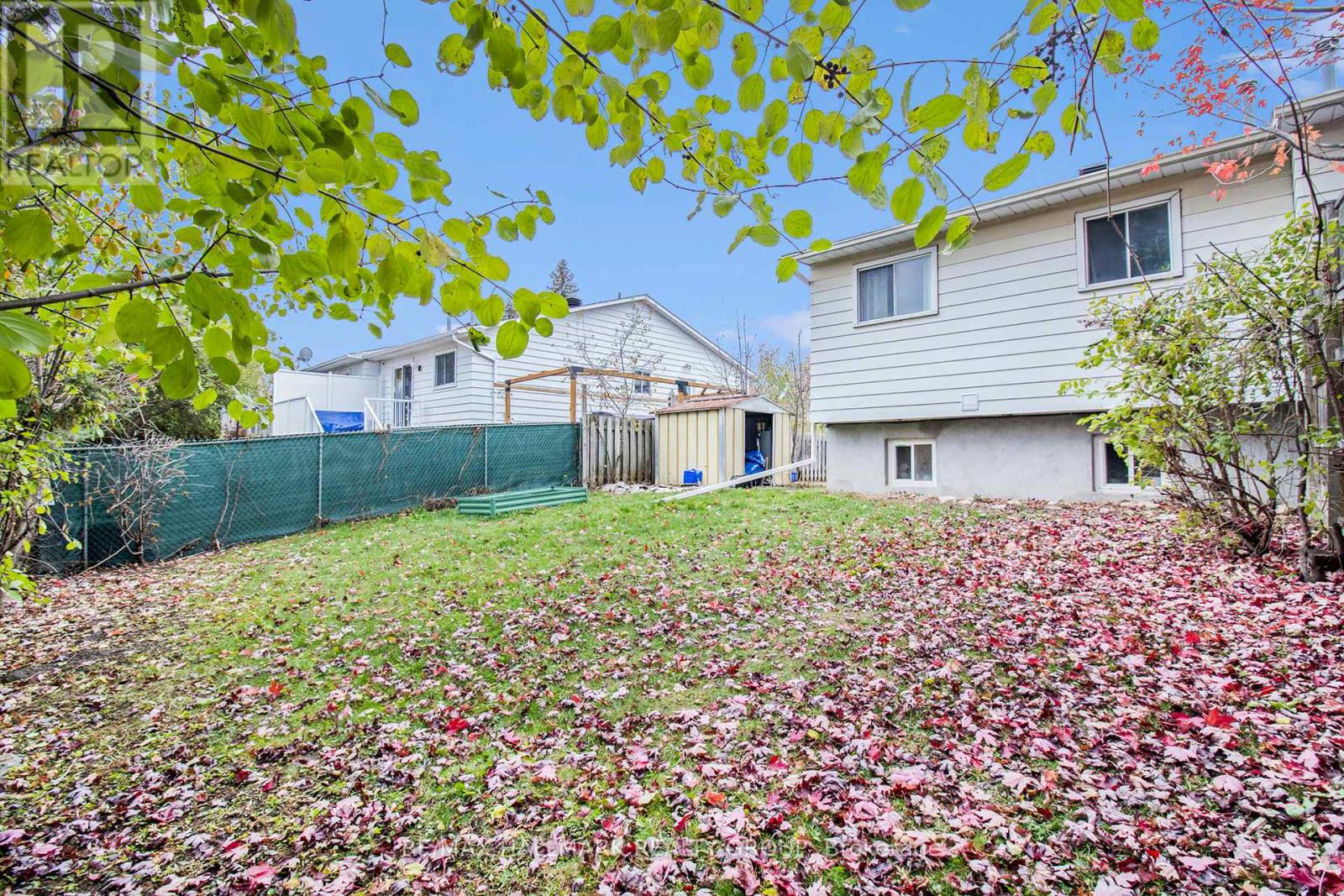 242 Castlefrank Road