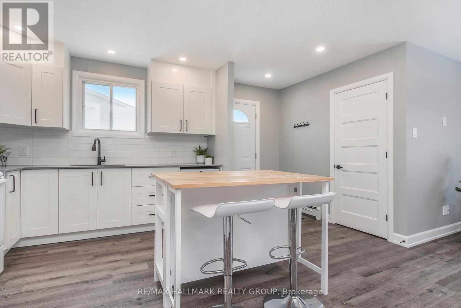 242 Castlefrank Road