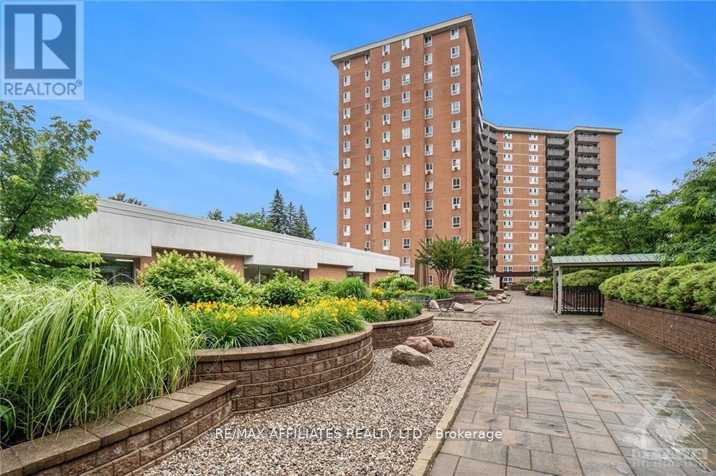 717 - 2000 Jasmine Crescent