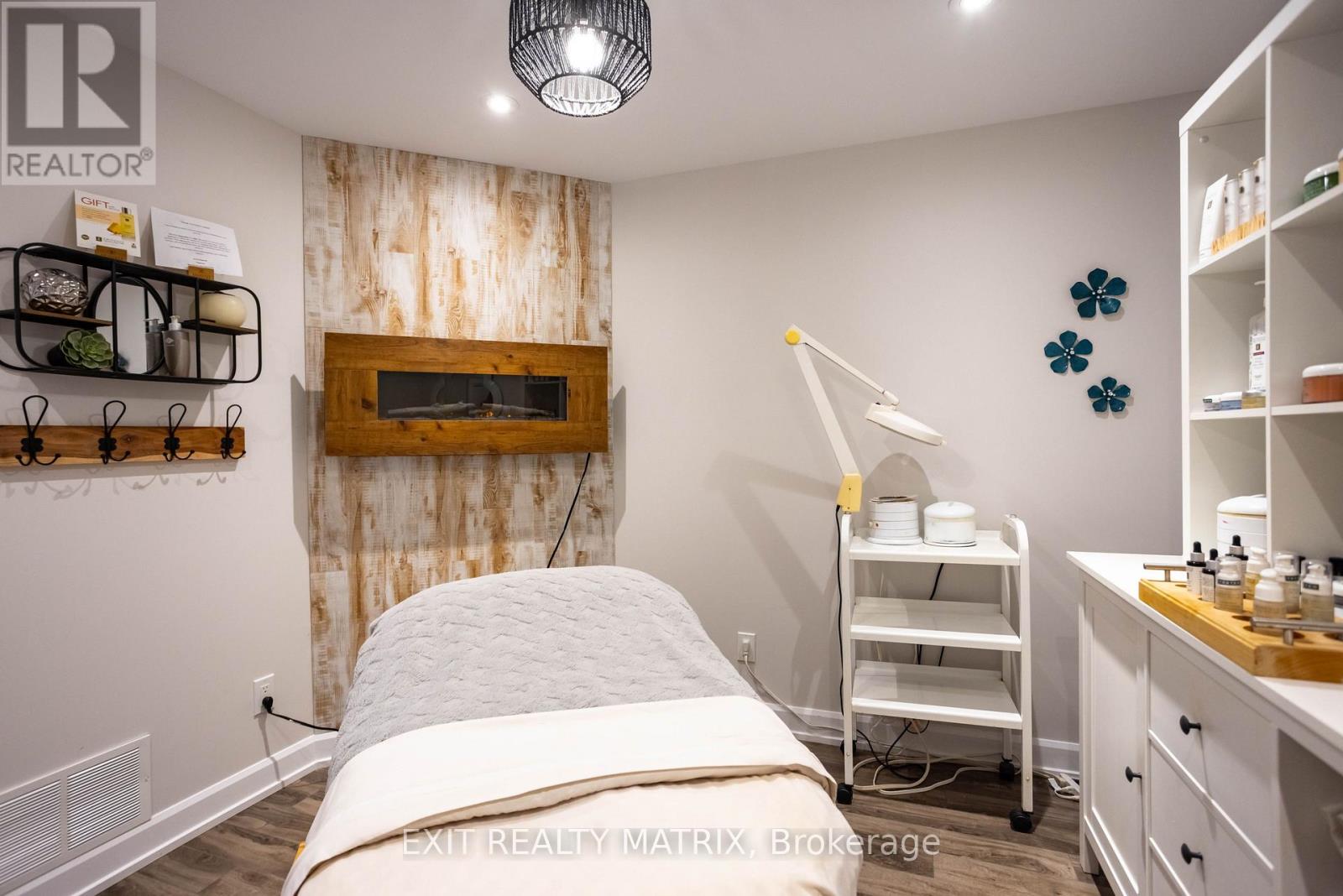 521 Marseille Street