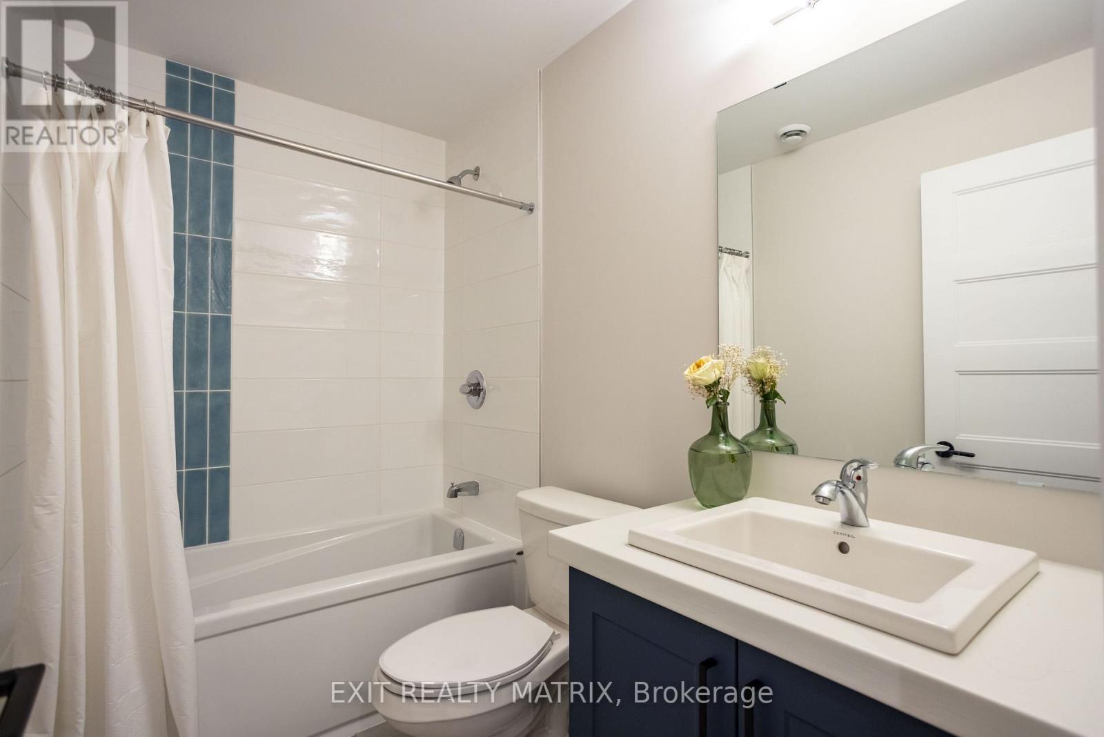 521 Marseille Street