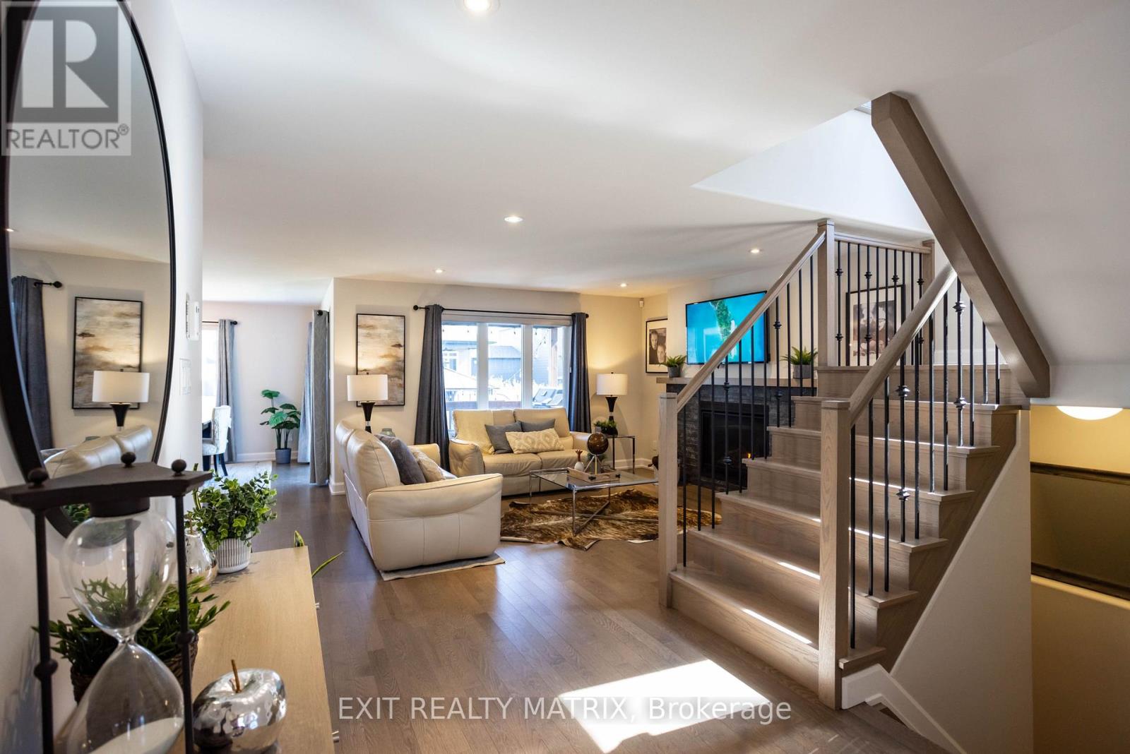 521 Marseille Street