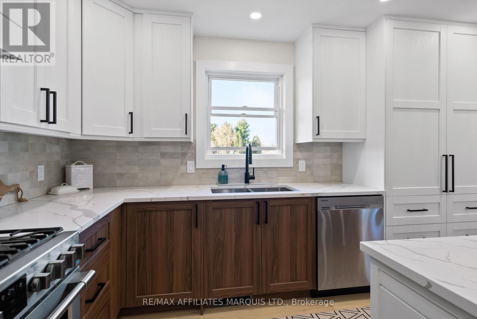 6525 Clifford Avenue