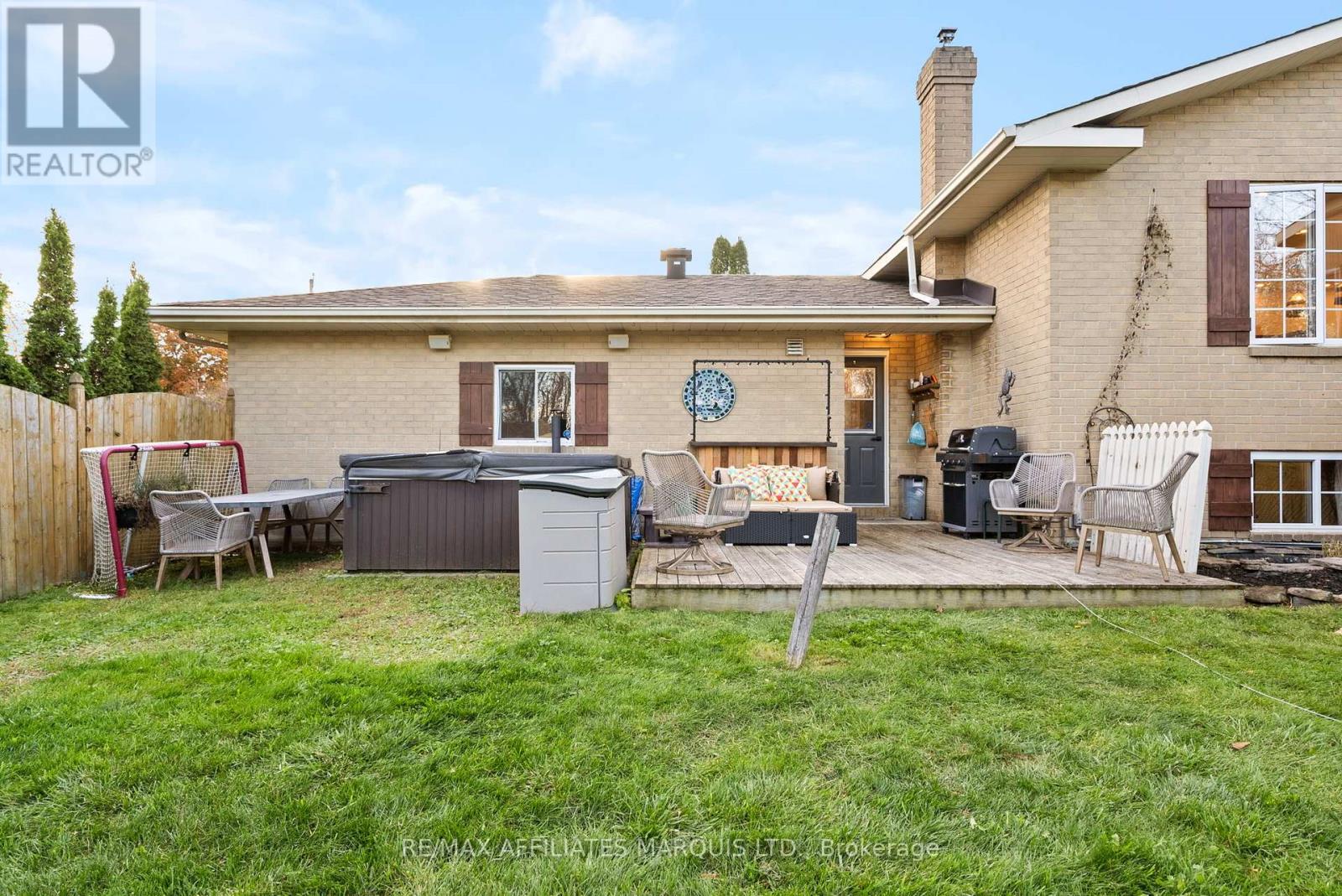 6525 Clifford Avenue