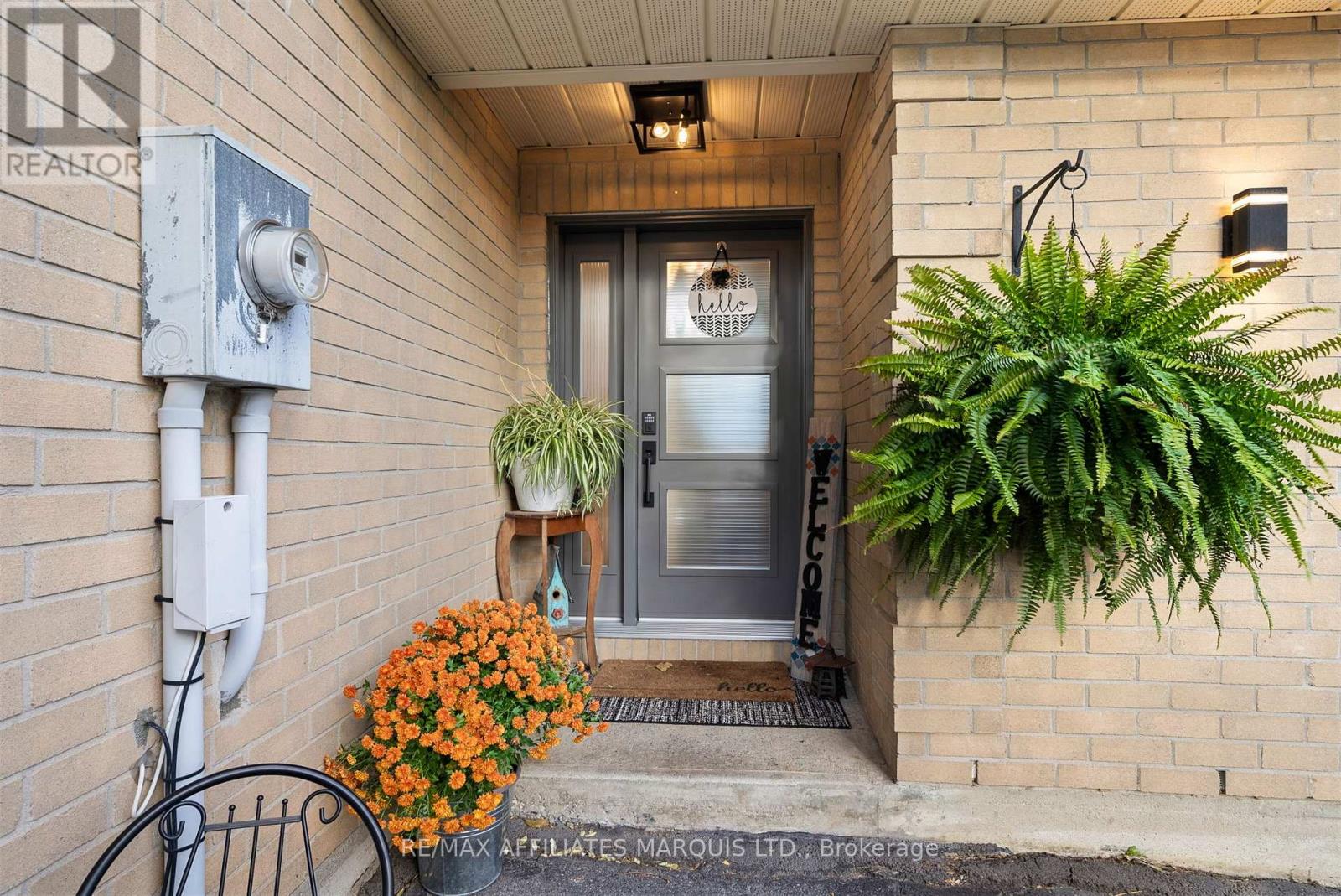 6525 Clifford Avenue