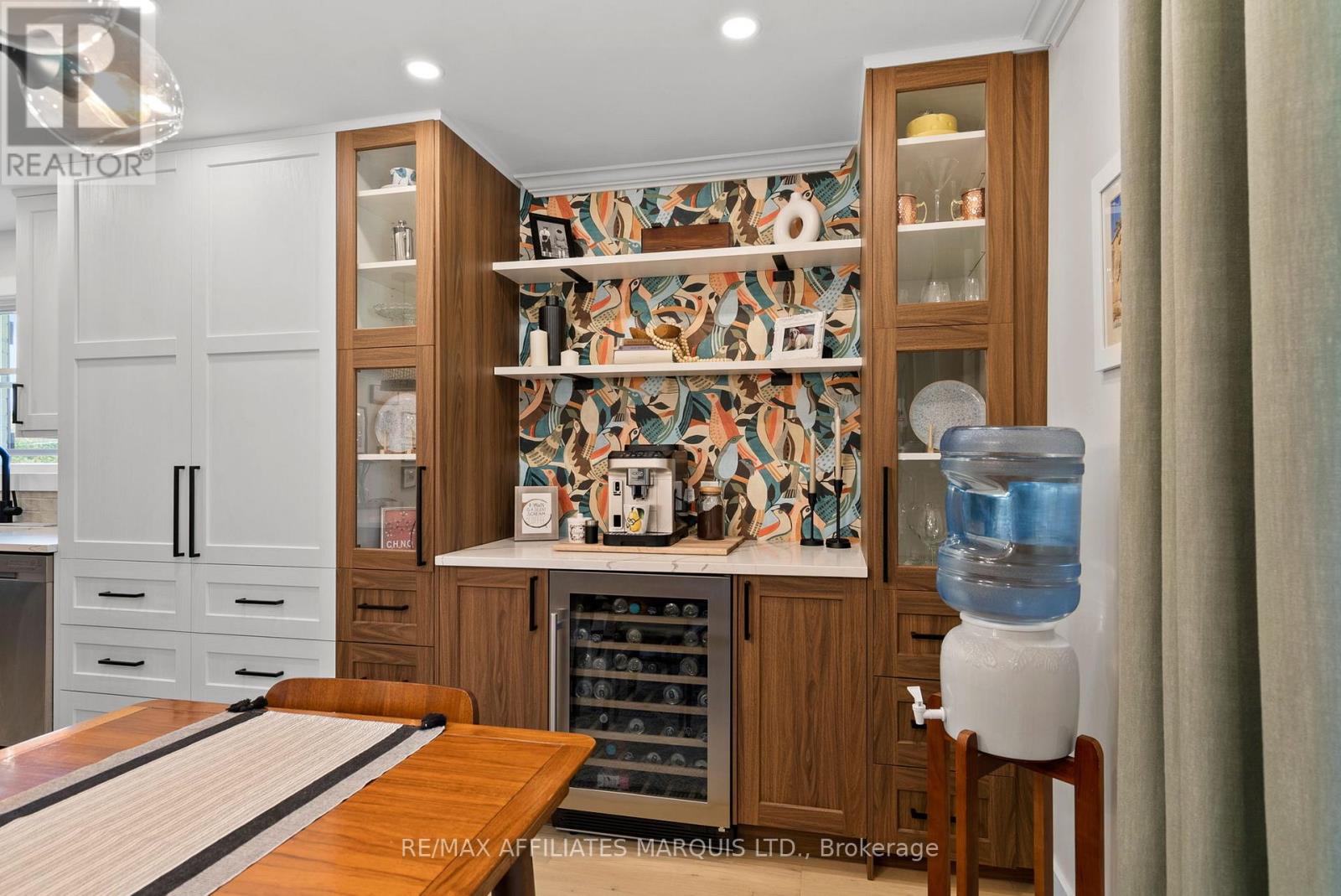 6525 Clifford Avenue