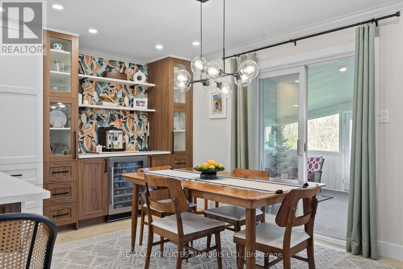 6525 Clifford Avenue