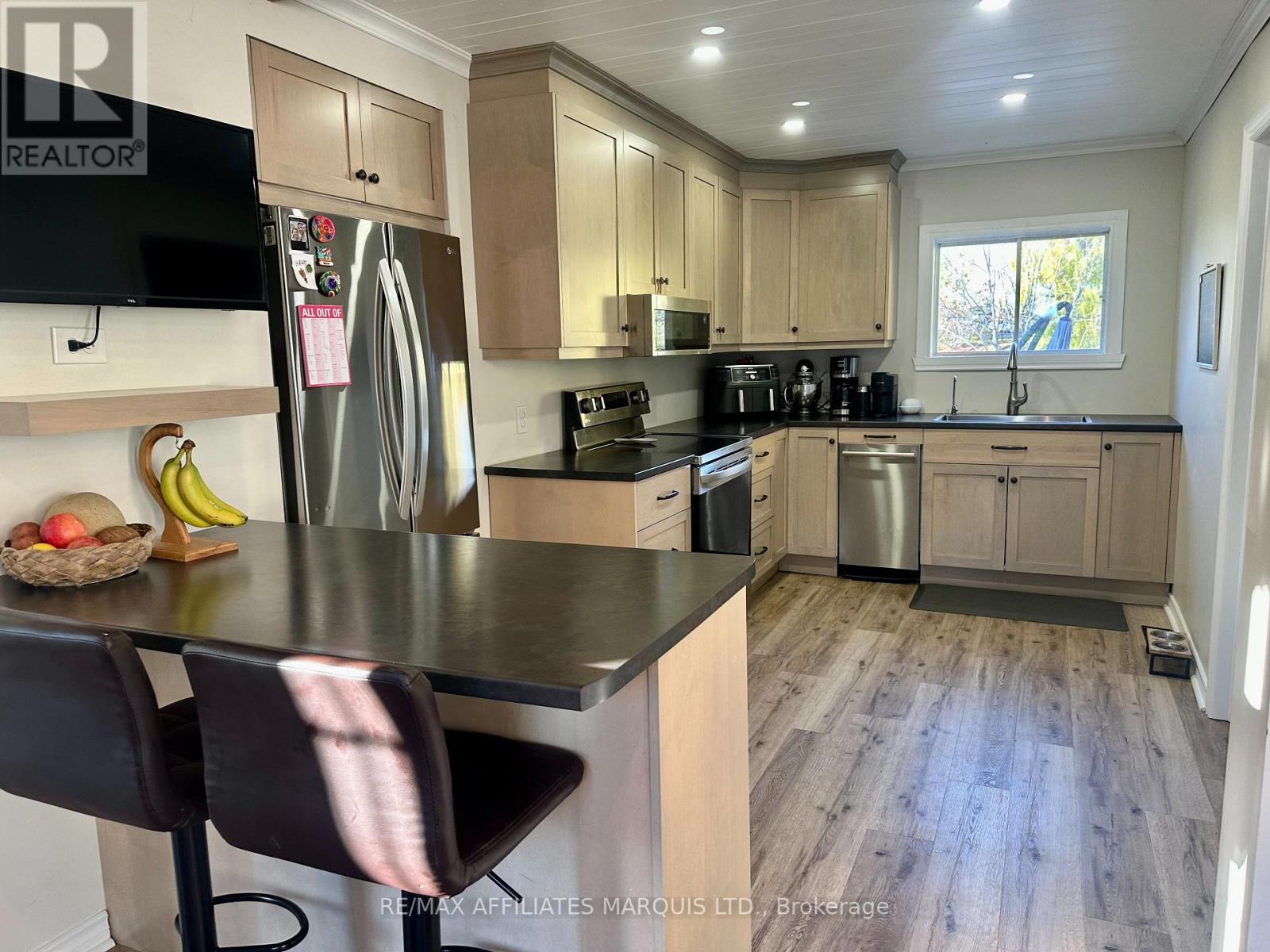 19663 William Street