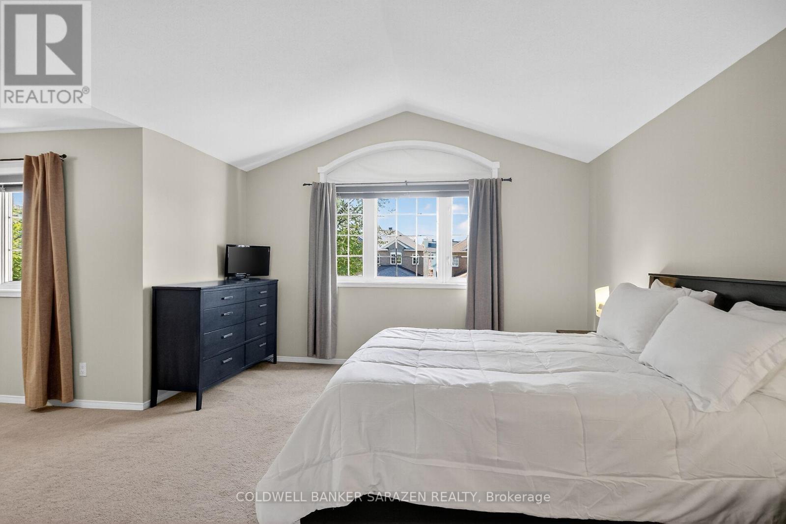 7 Whitechapel Crescent