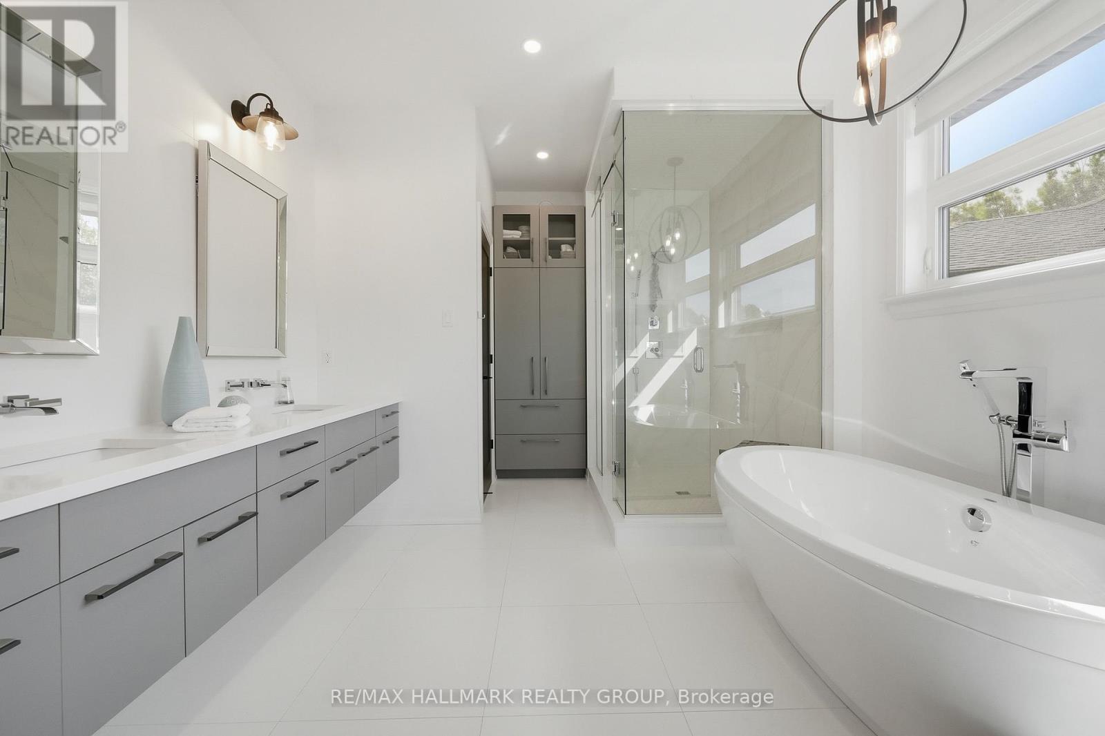 120 Des Tournesols Court