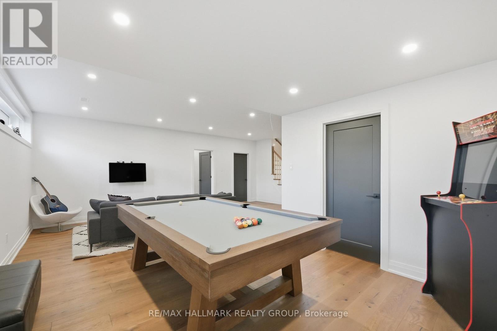 120 Des Tournesols Court