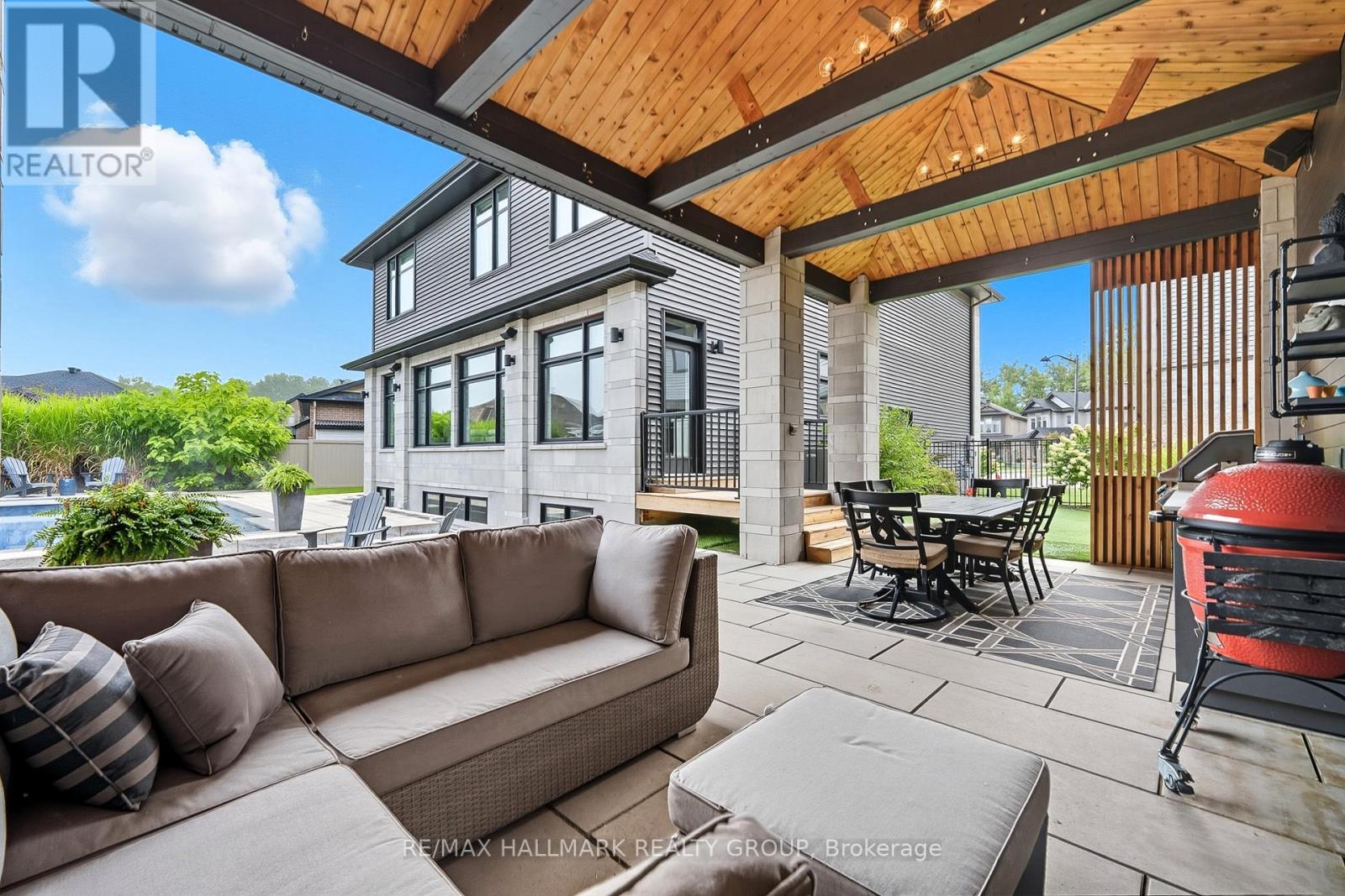 120 Des Tournesols Court