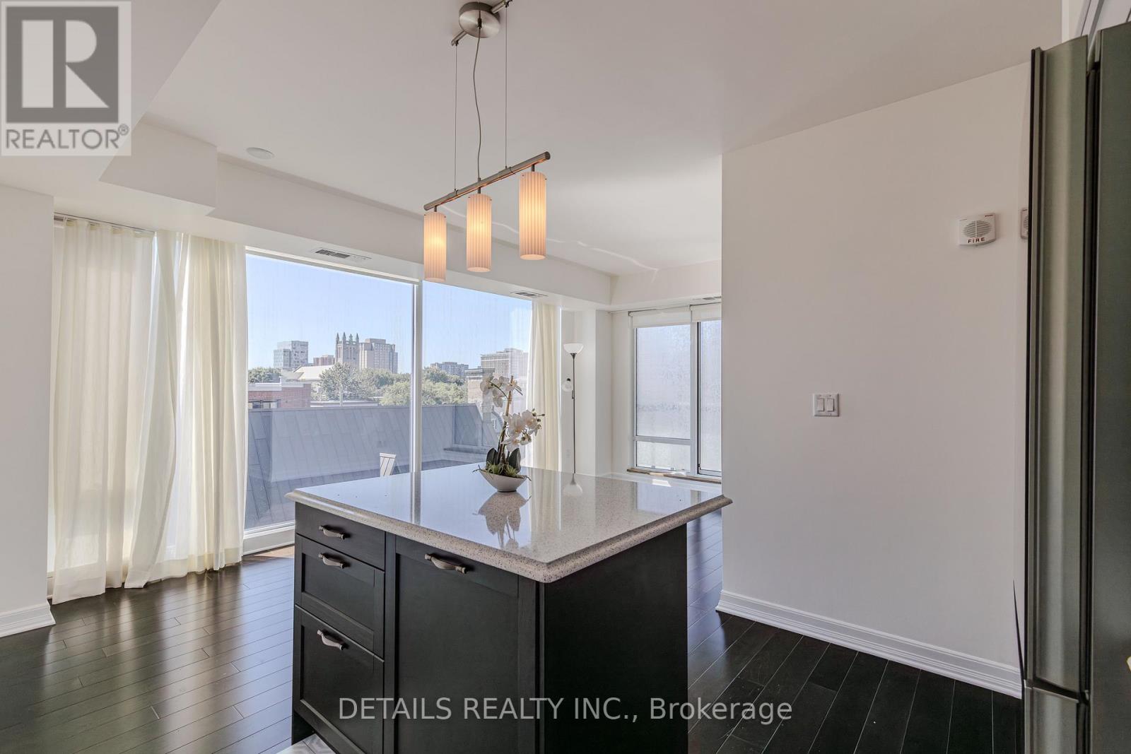 717 - 238 Besserer Street