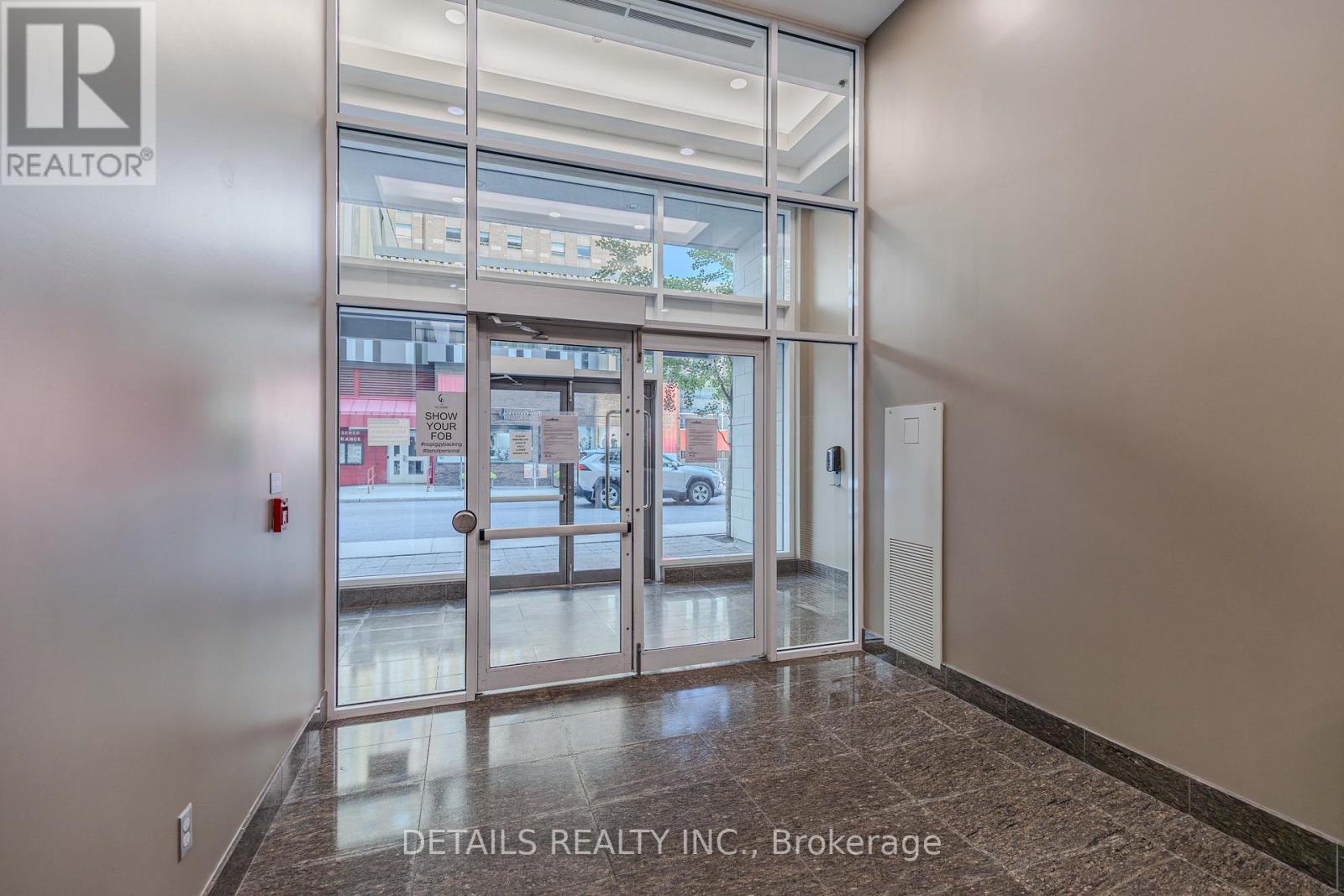 717 - 238 Besserer Street