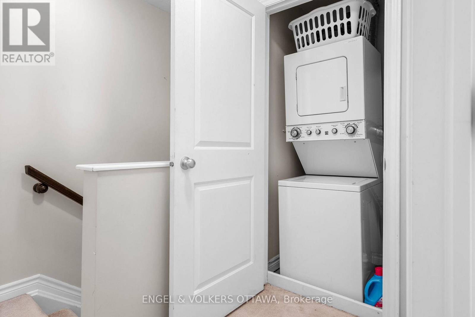 B - 743 Magnolia Street