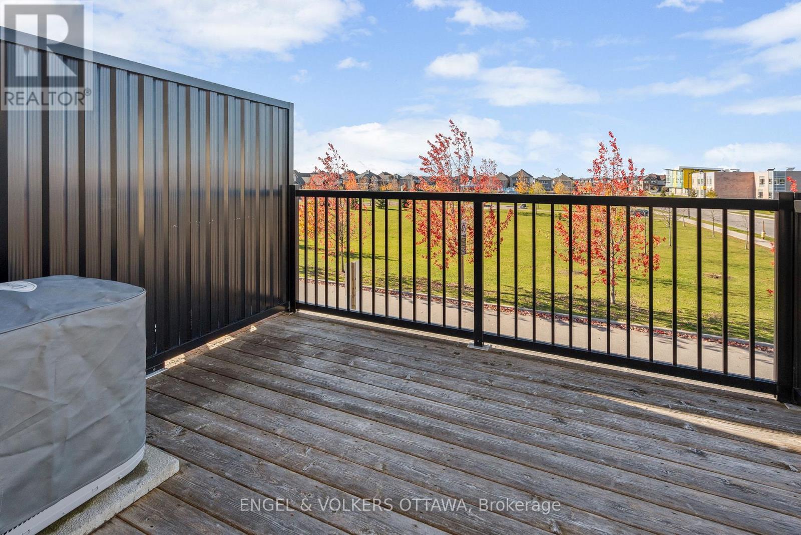 B - 743 Magnolia Street