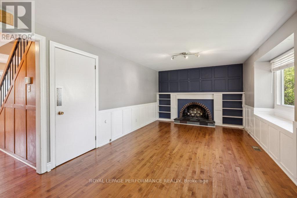 2045 Deerhurst Court