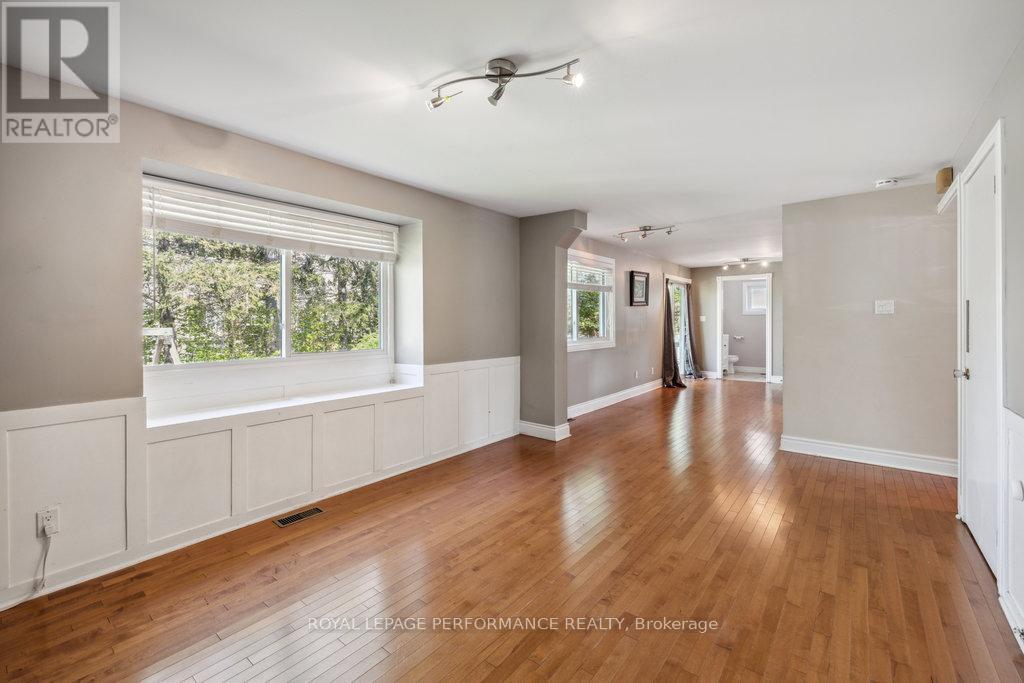 2045 Deerhurst Court