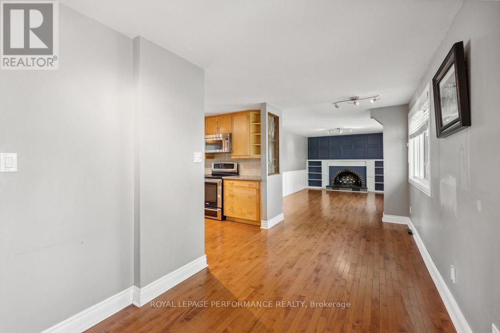 2045 Deerhurst Court