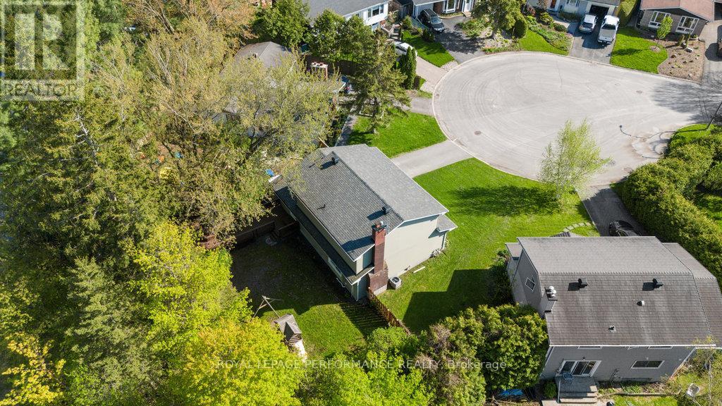 2045 Deerhurst Court