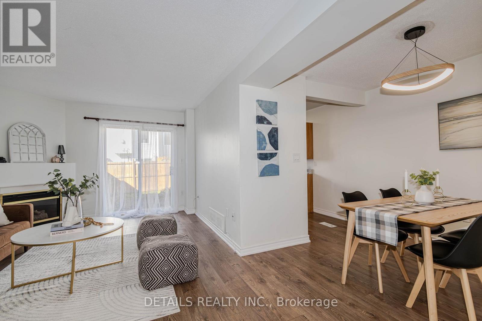 2592 Crosscut Terrace