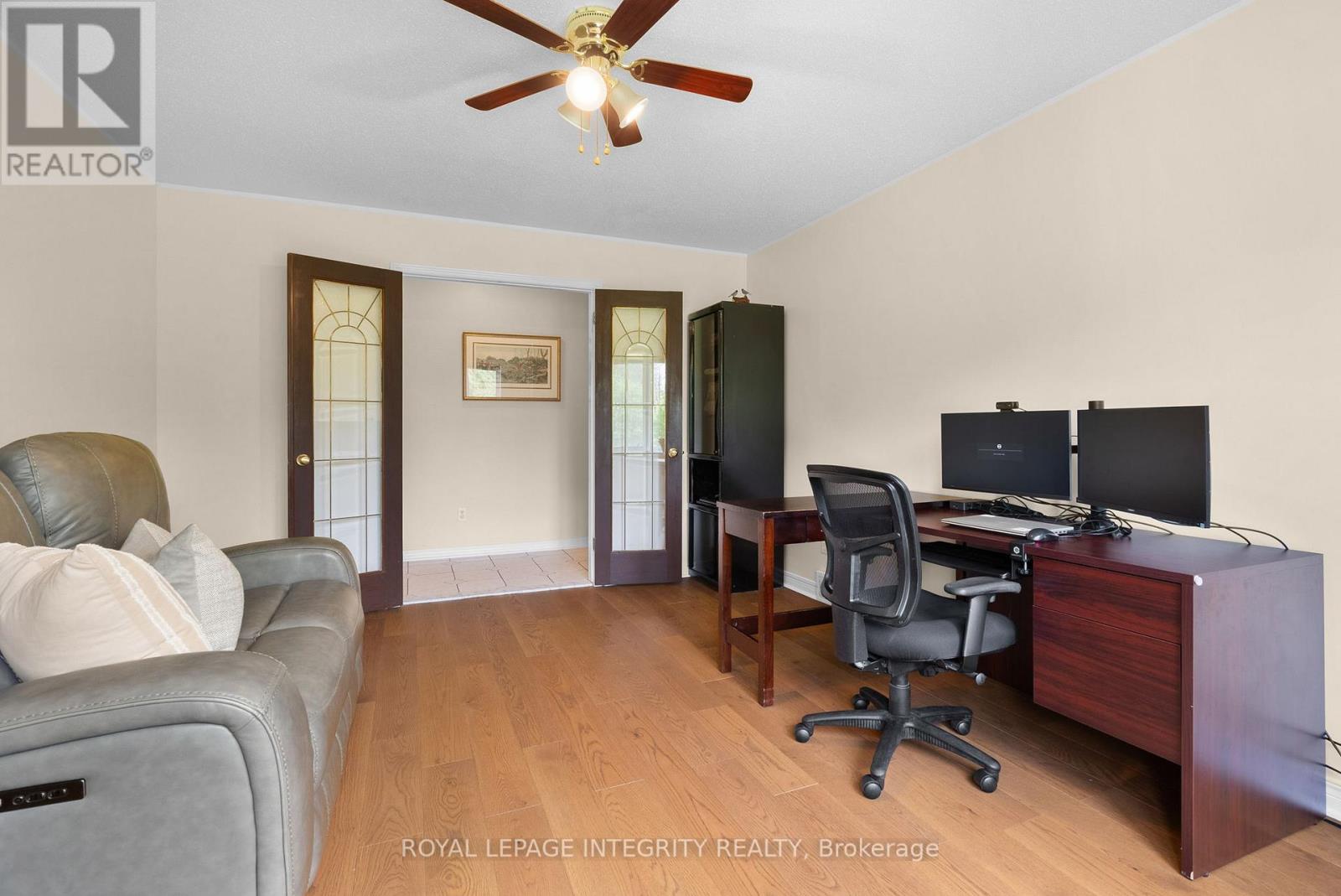 22 Marchbrook Circle