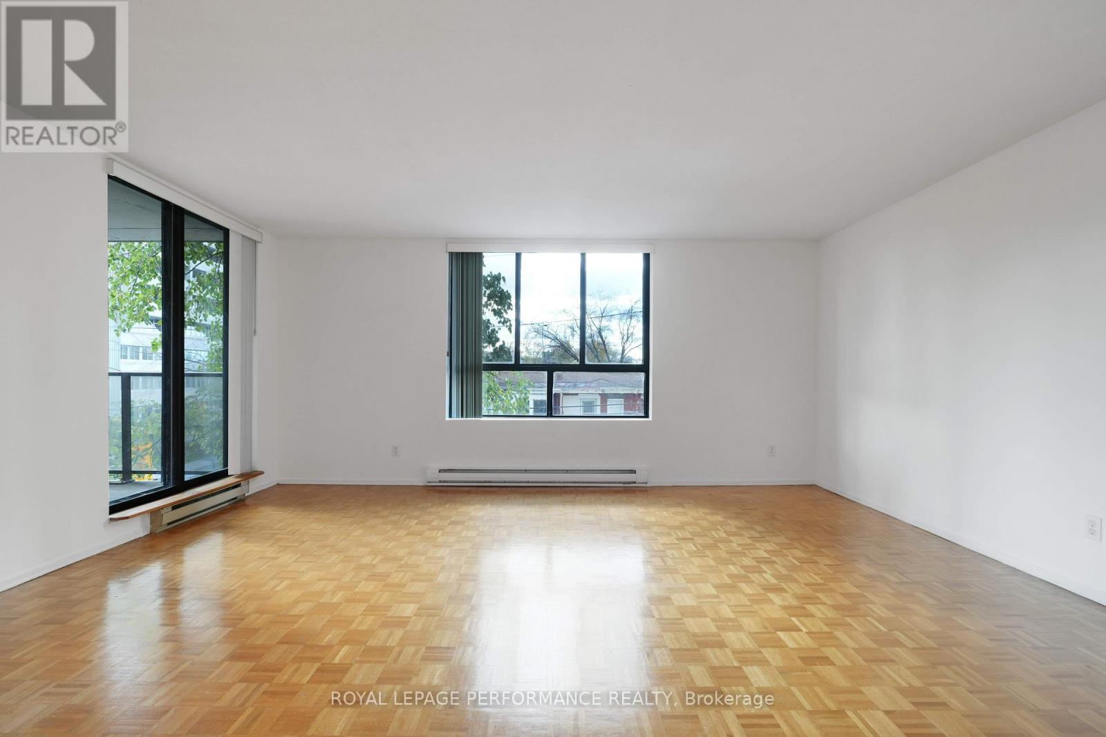 308 - 475 Laurier Avenue W