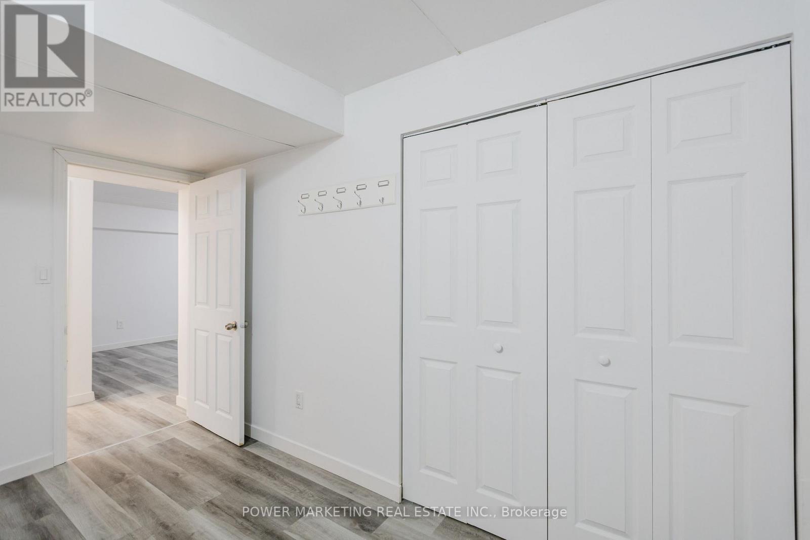 318 Rustic Hills Crescent