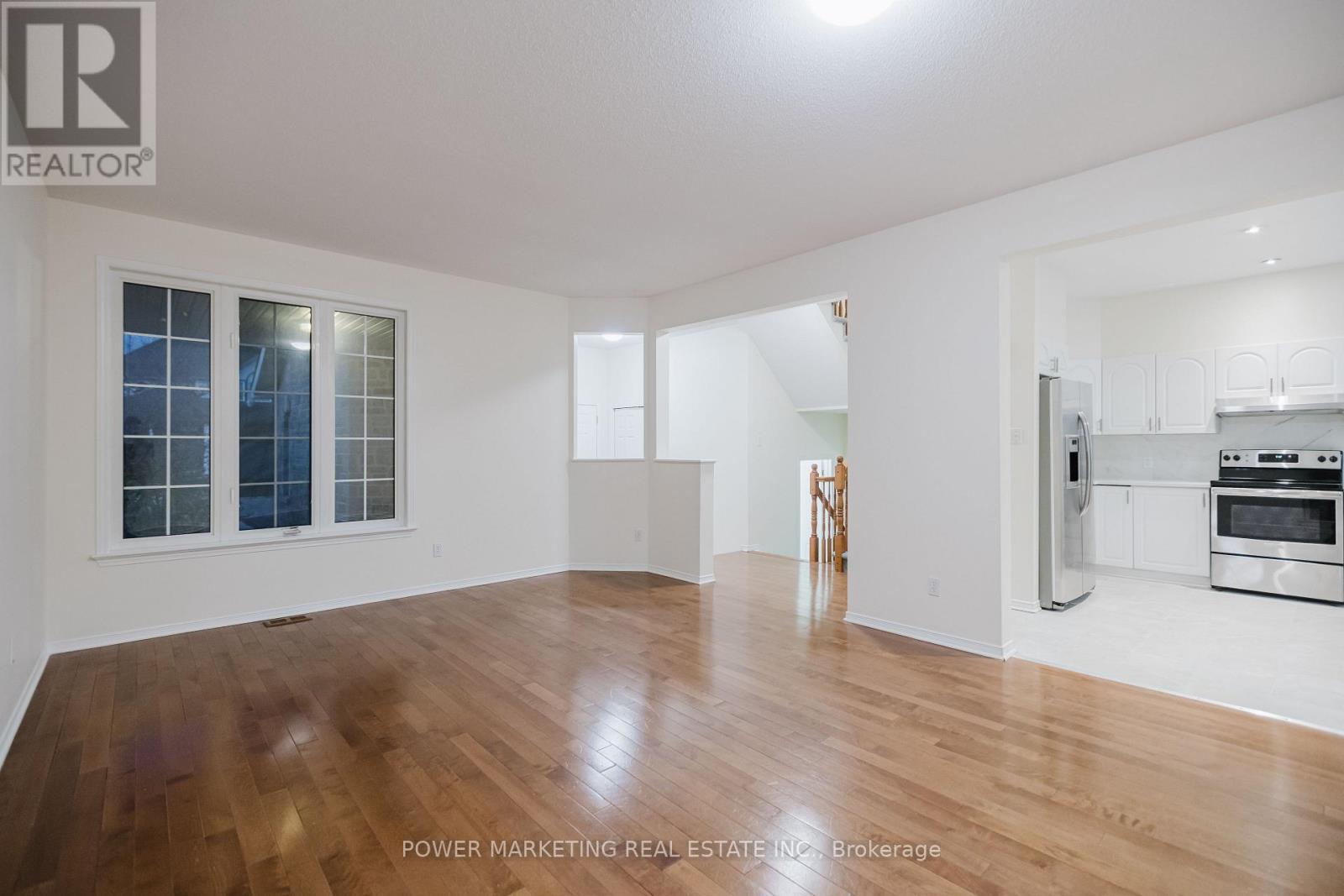 318 Rustic Hills Crescent