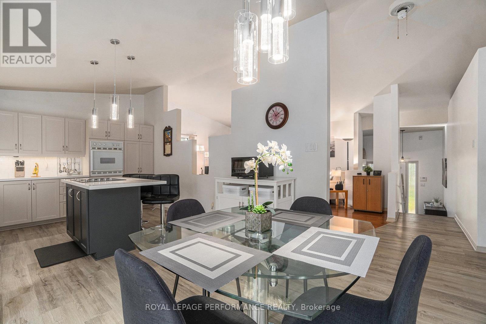 164 Cardinal Crescent