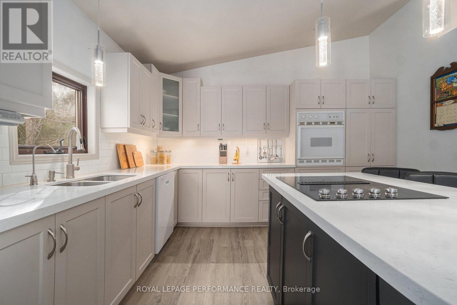 164 Cardinal Crescent