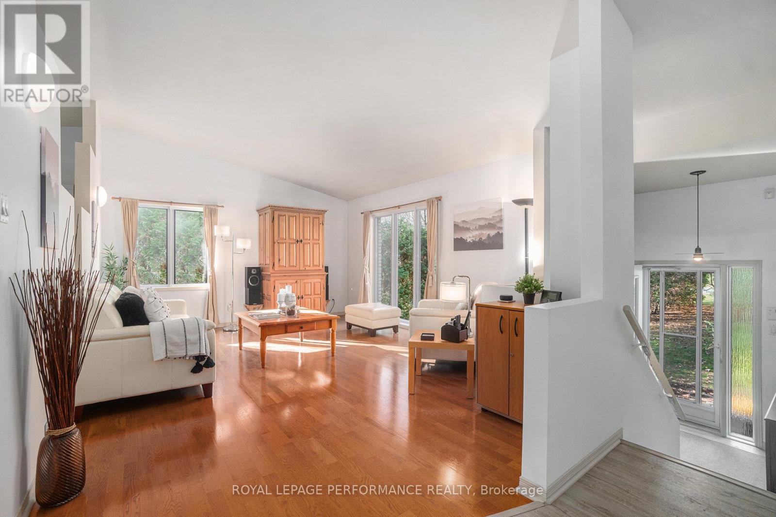 164 Cardinal Crescent